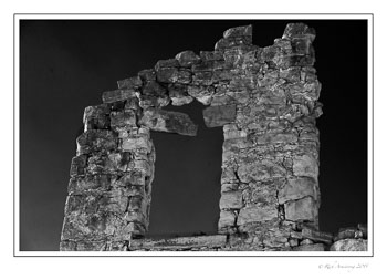 STONEHINGE-4a-bnw-frm-copy.jpg
