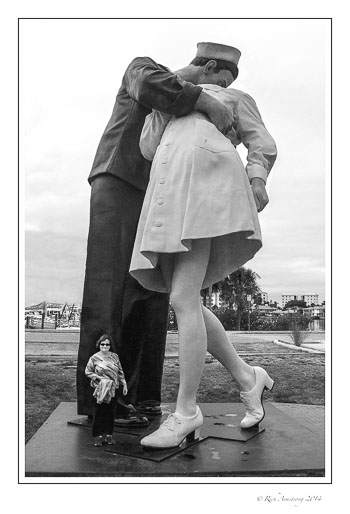 sailors-kiss-1-frm-bnw-copy.jpg