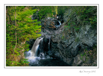 HDR-waterfall1A-frm_.jpg