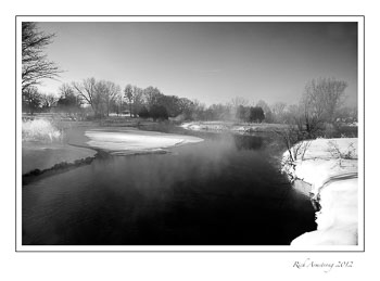 pond-scenic-1-b-n-w.jpg