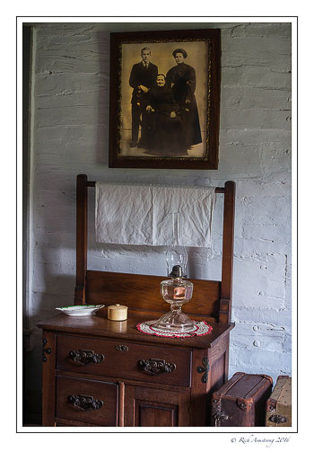 dresser-and-lamp-copy.jpg