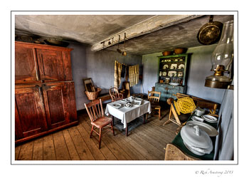 kitchen-HDR1-frm.jpg