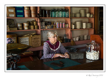 shop-keeper-1-frm.jpg