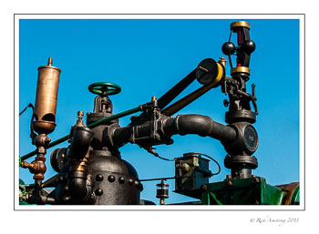 steam-tractor-top-frm.jpg