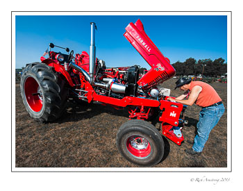 tractor-1-frm.jpg